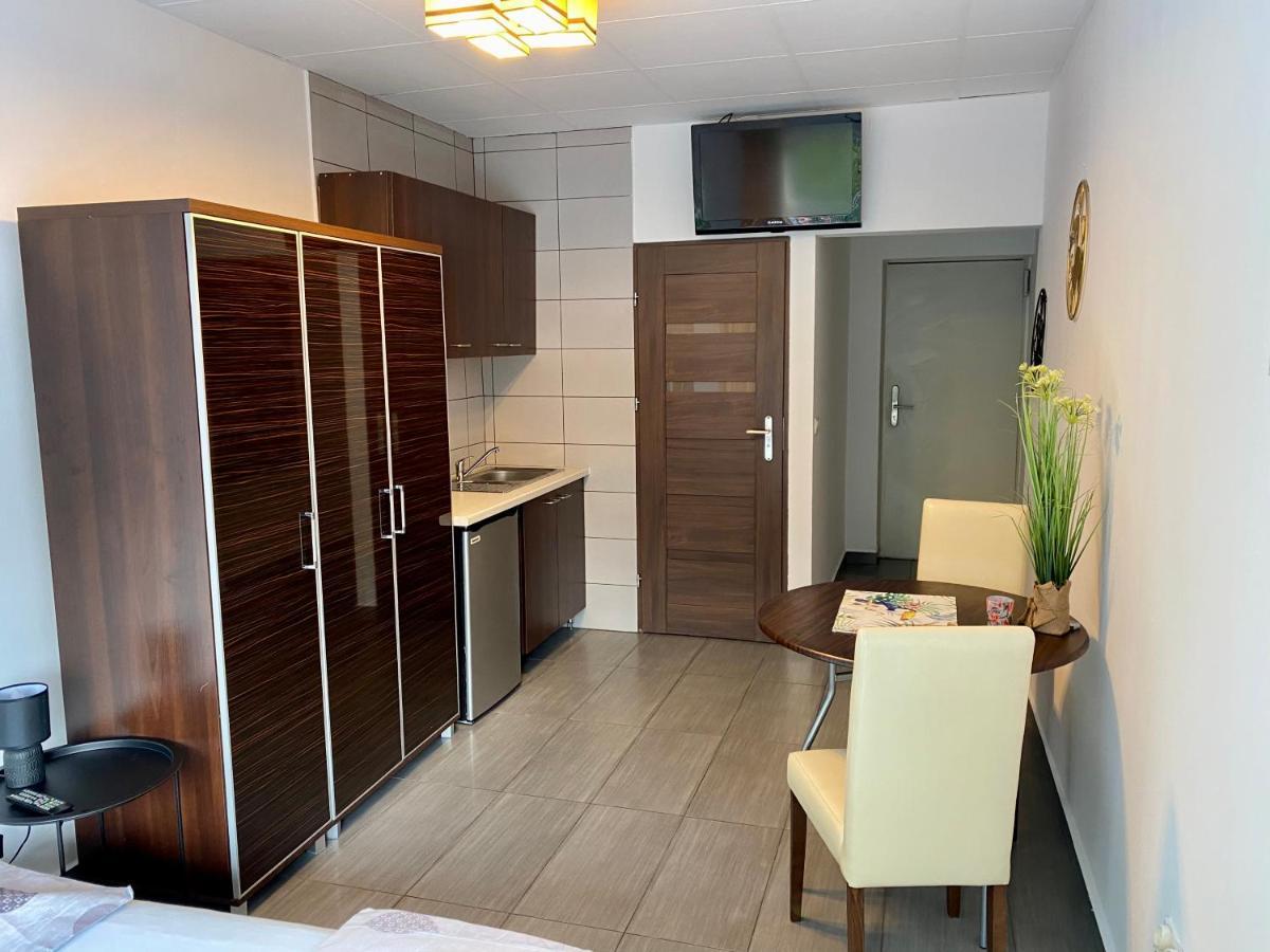 Aparthotel Superjednostka Katoviçe Dış mekan fotoğraf