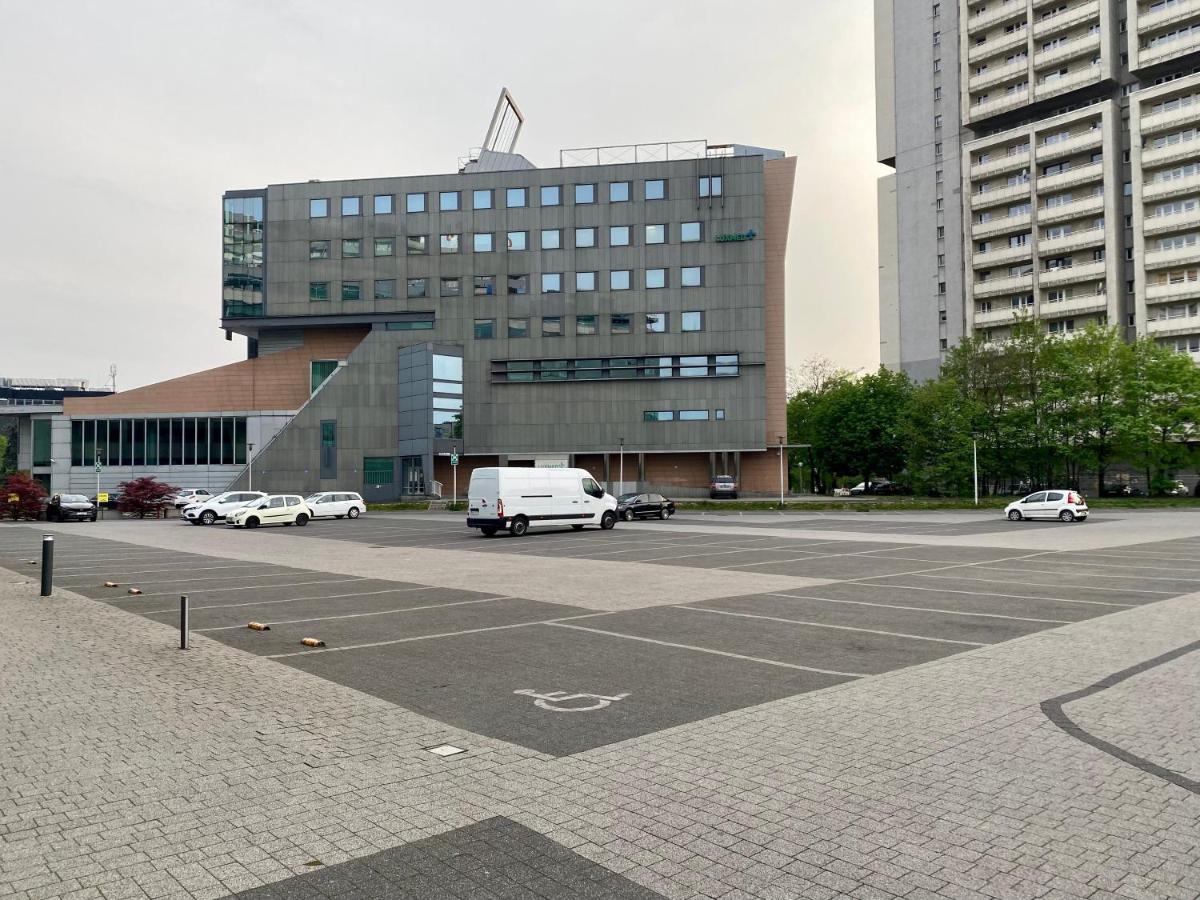 Aparthotel Superjednostka Katoviçe Dış mekan fotoğraf